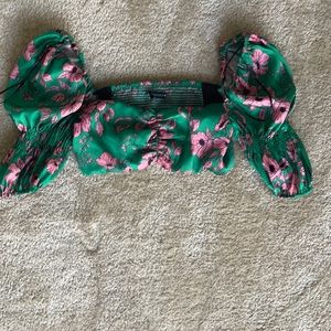 Cropped Puff Shoulder Zara top